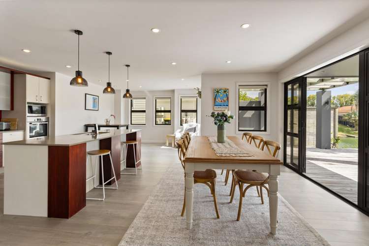 10 Hei Esplanade Whitianga_2