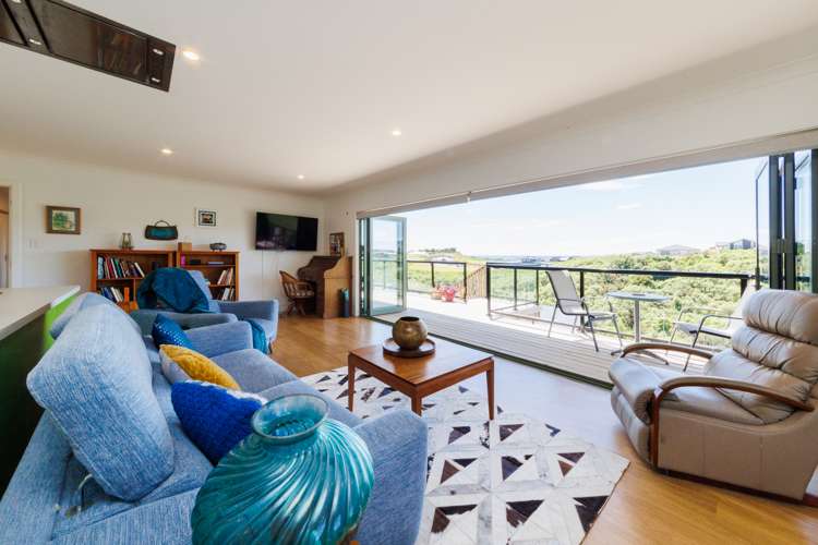 121 Cashmere Drive Fitzherbert_9