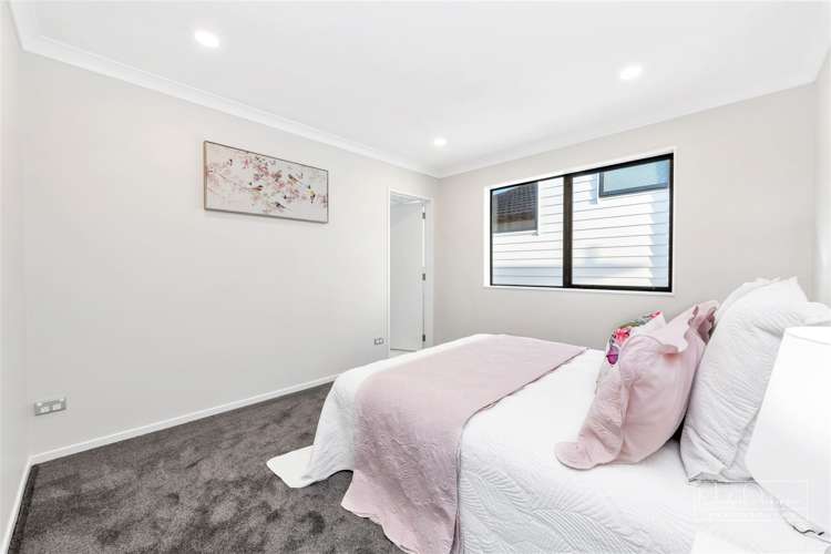 16 Aklander Rise Flat Bush_30