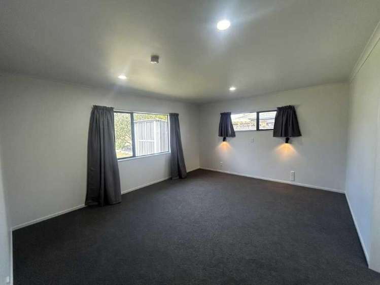 15 Wairakei Ave 1131_9