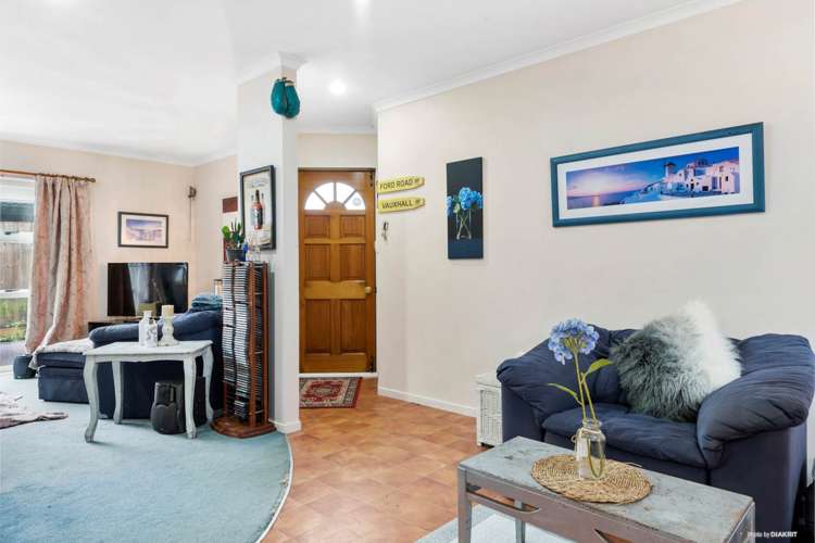 3/21 Churchill Street Pukekohe_3