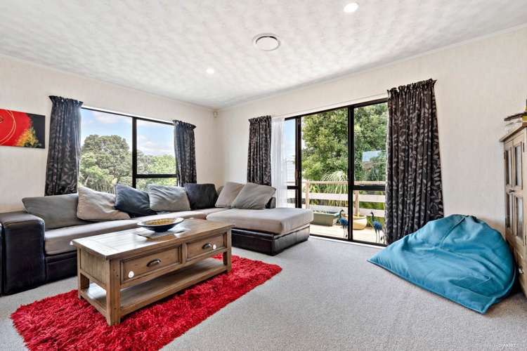 15 Hoylake Place Wattle Downs_6