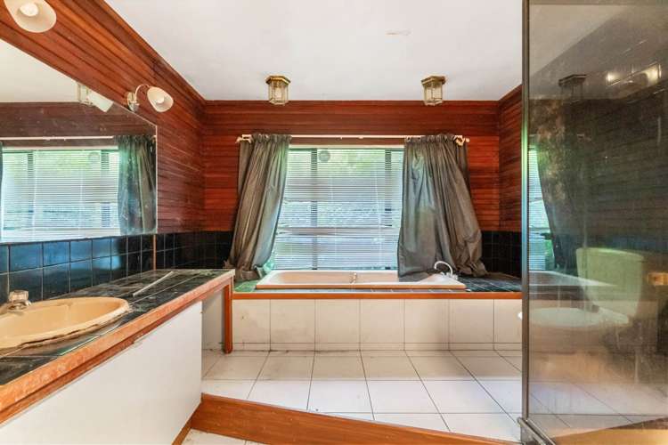 31 Cascade Road Bombay_13