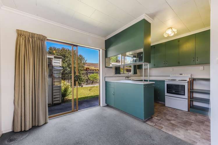 1/3 Louisson Avenue Stoke_5