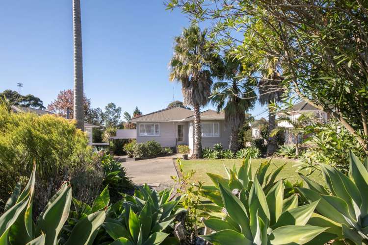 100 Rosier Road Glen Eden_0