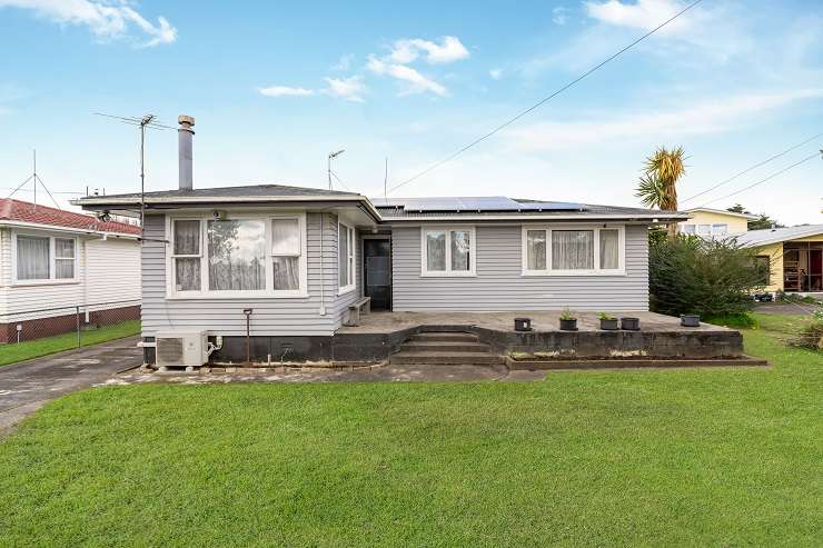 1960s house in Blockhouse Bay Auckland