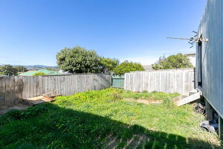 111 Queens Drive Lyall Bay_9