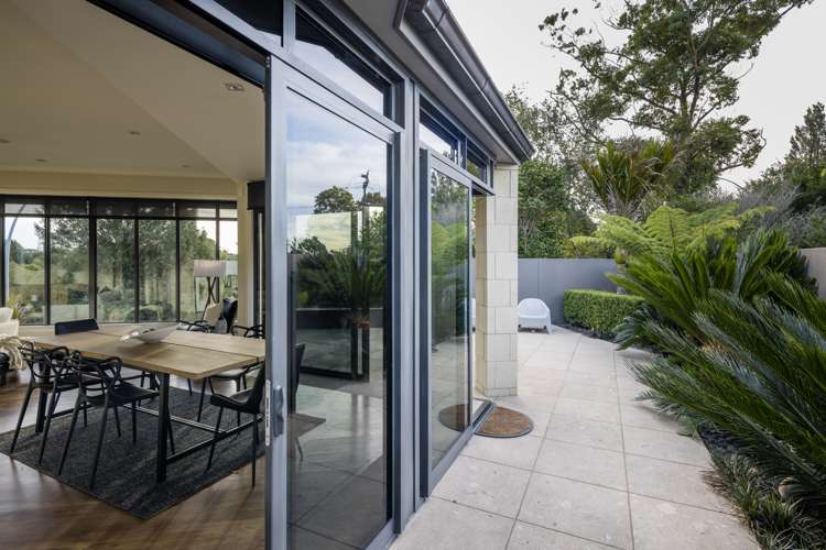 2 Comries Road Chartwell_10