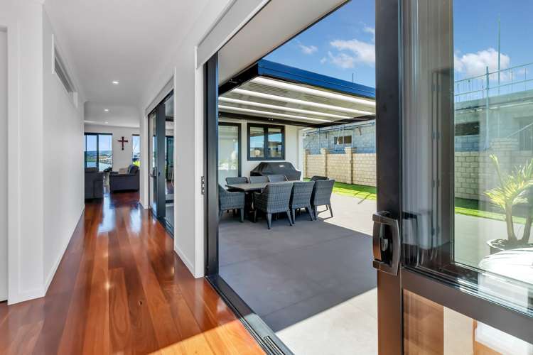 7 Fred Carr Place One Tree Point_18