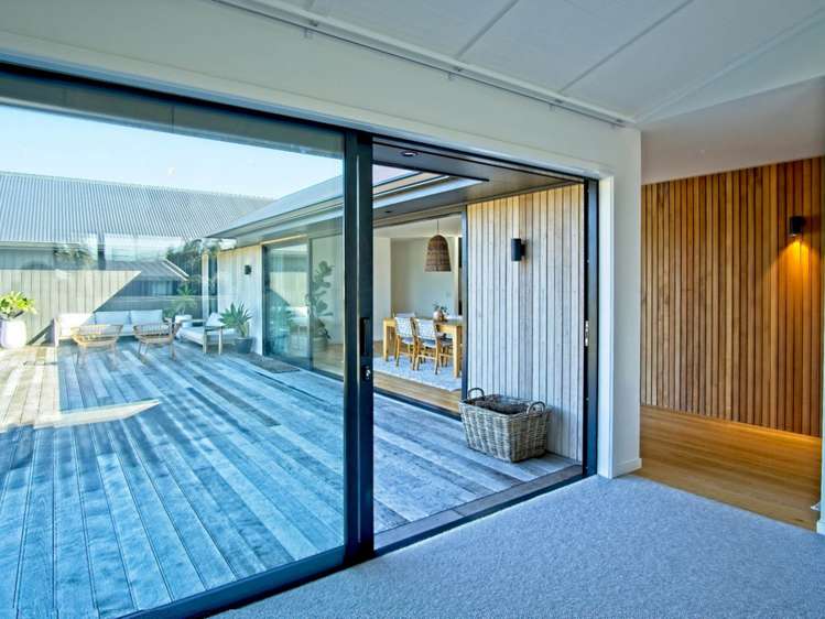 17 Sandy Cove Wainui_11