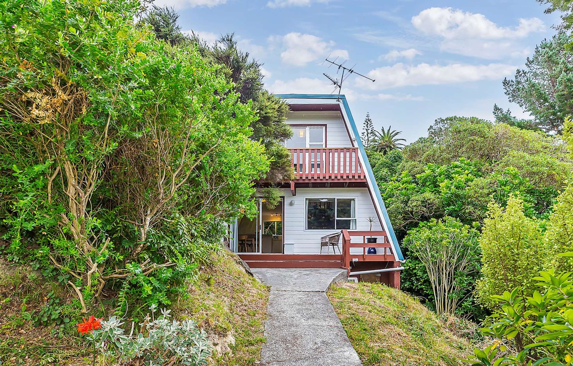 2/45 Airlie Road Plimmerton_0