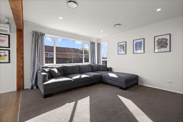 72 Birchfield Avenue Dallington_4