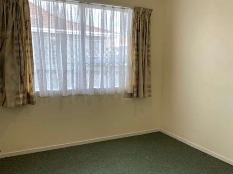 2/261 Shirley Road Papatoetoe_5