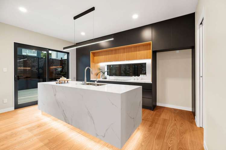 151 Te Oneroa Way Long Bay_11