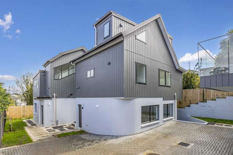 5-6/26 Huapai Street One Tree Hill_3