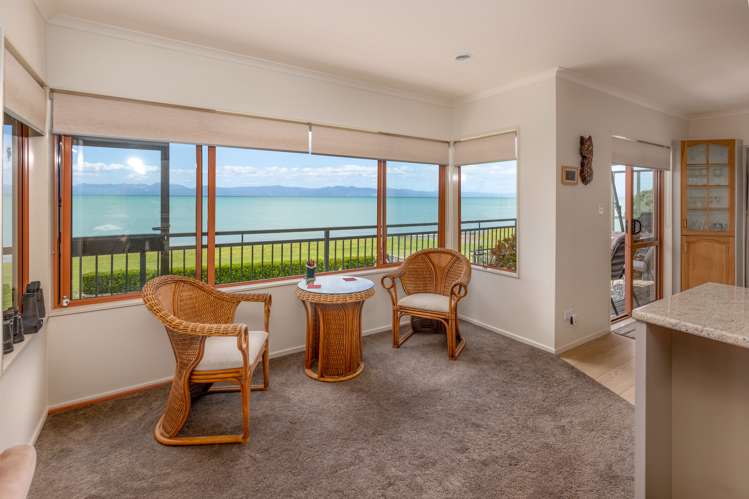1692 East Coast Road Whakatiwai_4