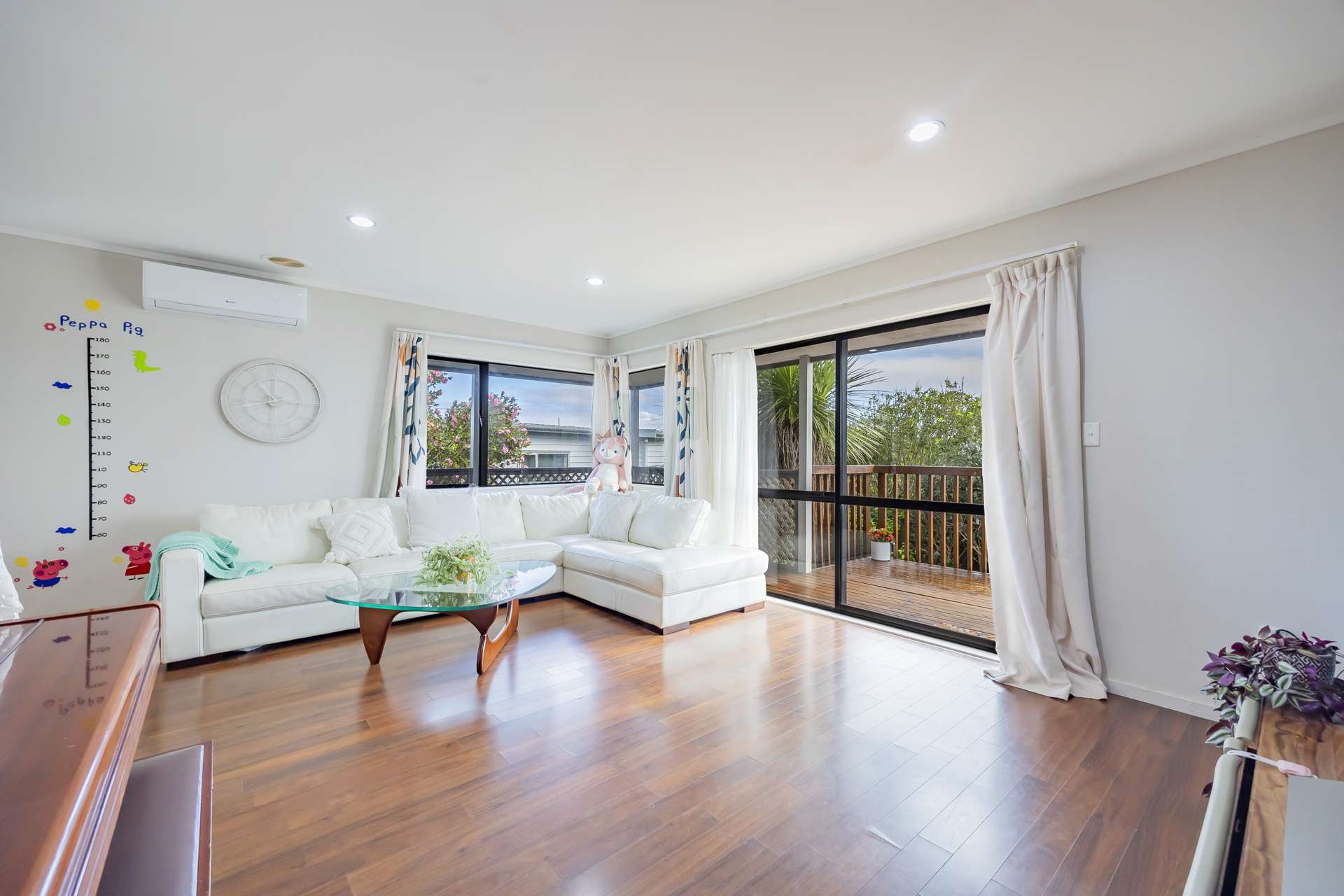 2/16 James Street Bayview_0