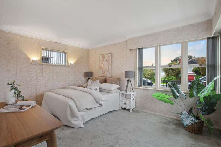 16 Sylvan Crescent Te Atatu South_12