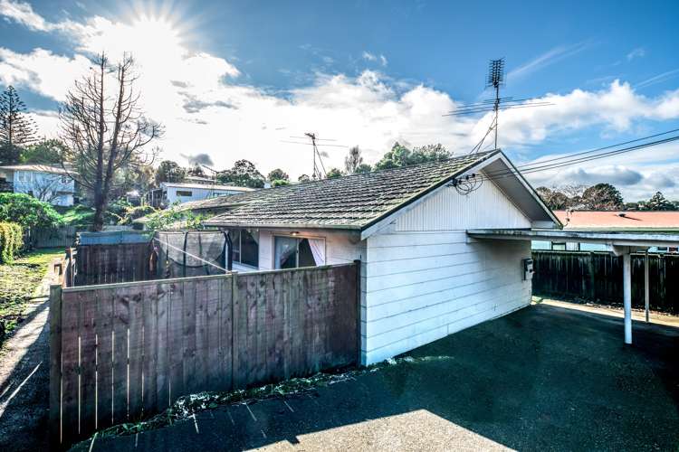 1/127 Aranui Road Mount Wellington_5