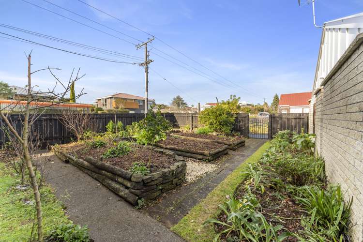 102 Barrett Road Whalers Gate_21