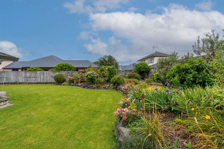 108 Ayrshire Drive Grandview Heights_12