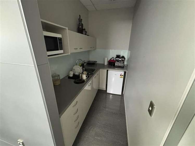 3/1 Bishop Dunn Place Botany Downs_7