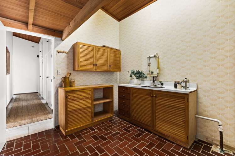 18 Petane Road Bay View_13