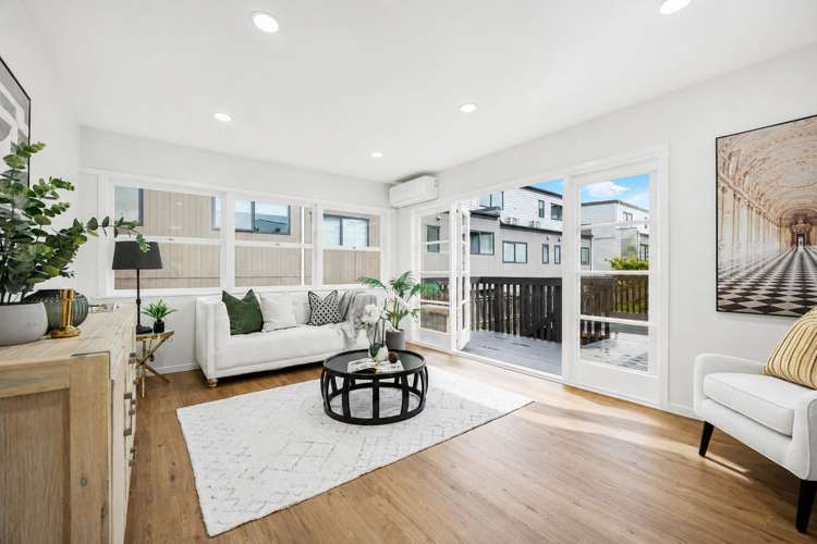 9 Oteha Valley Road_3
