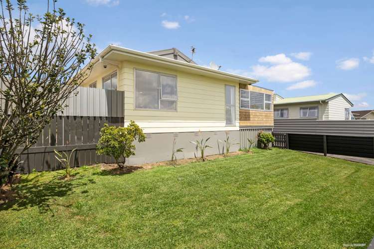 40 Burundi Avenue Clendon Park_5