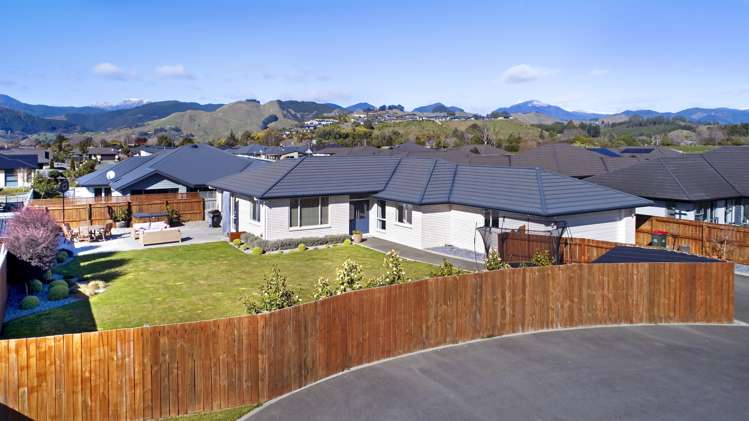 8 Reserve Lane Brightwater_19