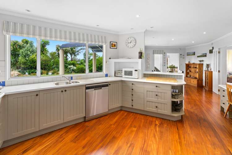 18 Bearing West Court Paraparaumu_5