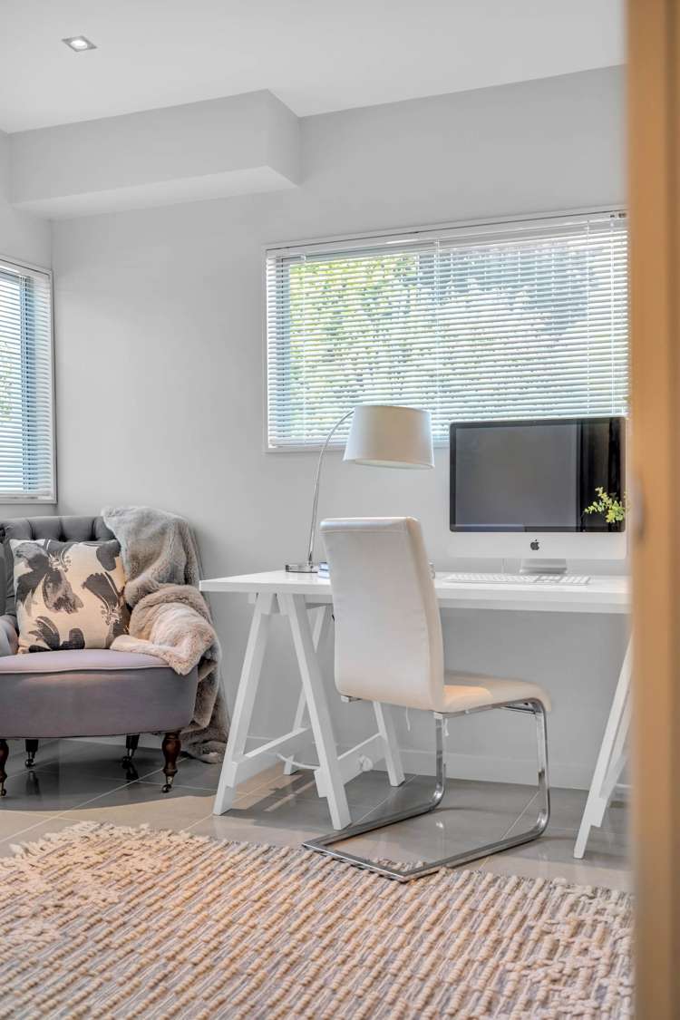 32 Intrepid Crescent Beachlands_33