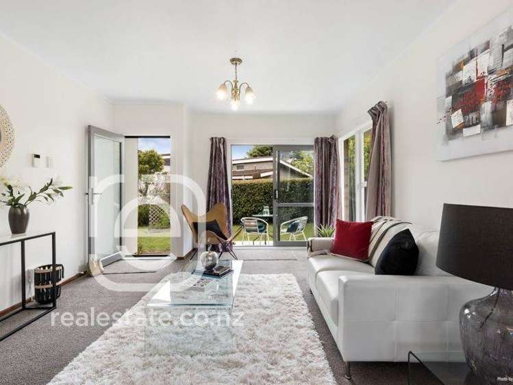 2/15 Litten Road Cockle Bay_1