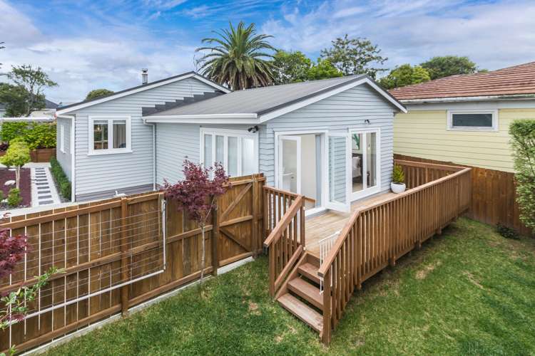 3207 Great North Road New Lynn_2