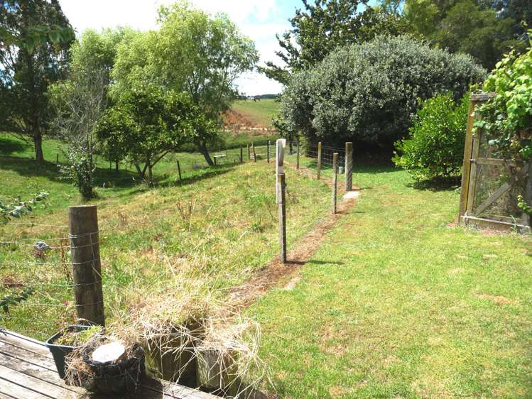 16 Ngatira Road Lichfield_20