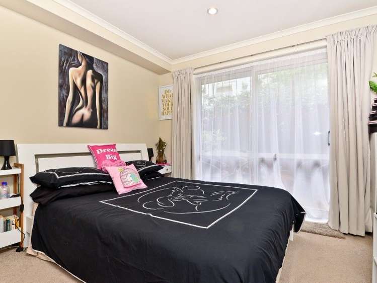 2/9 Wellington Street Hamilton East_23