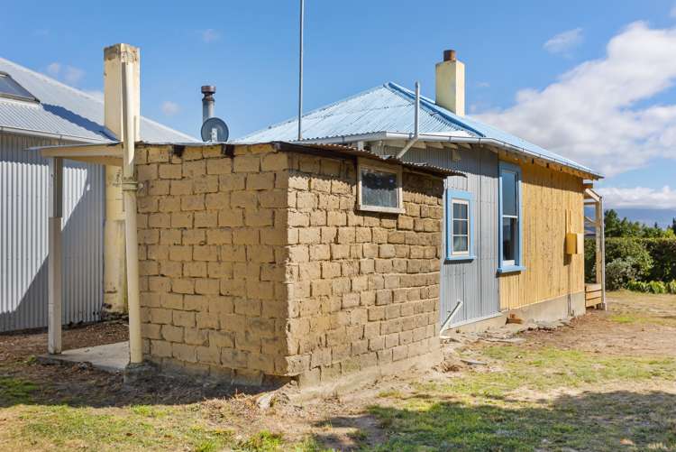 2 Miners Terrace Bannockburn_12