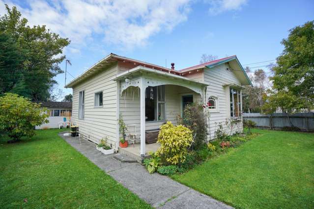 Charming two-bedroom cottage!