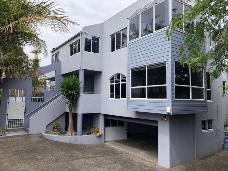 2/168 Bucklands Beach Road Bucklands Beach_1