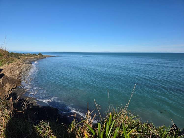 1616 Cape Palliser Road Cape Palliser_12