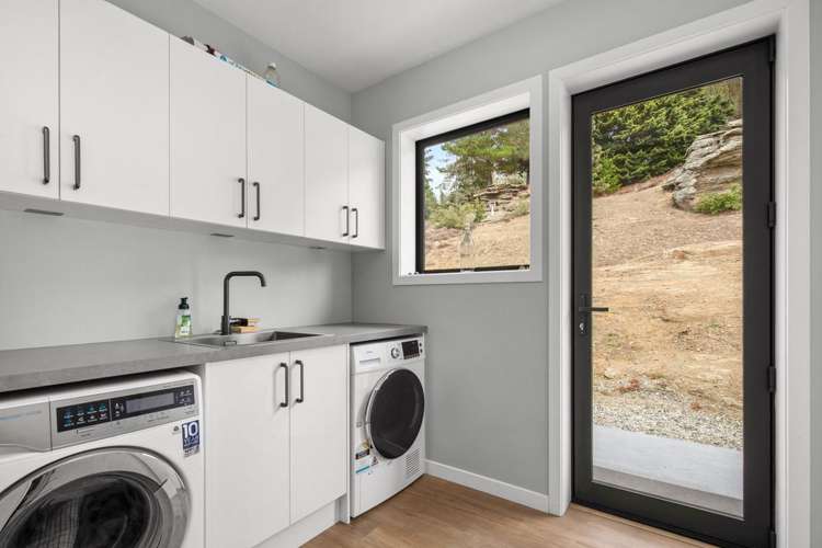 98 Aronui Road Alexandra_24