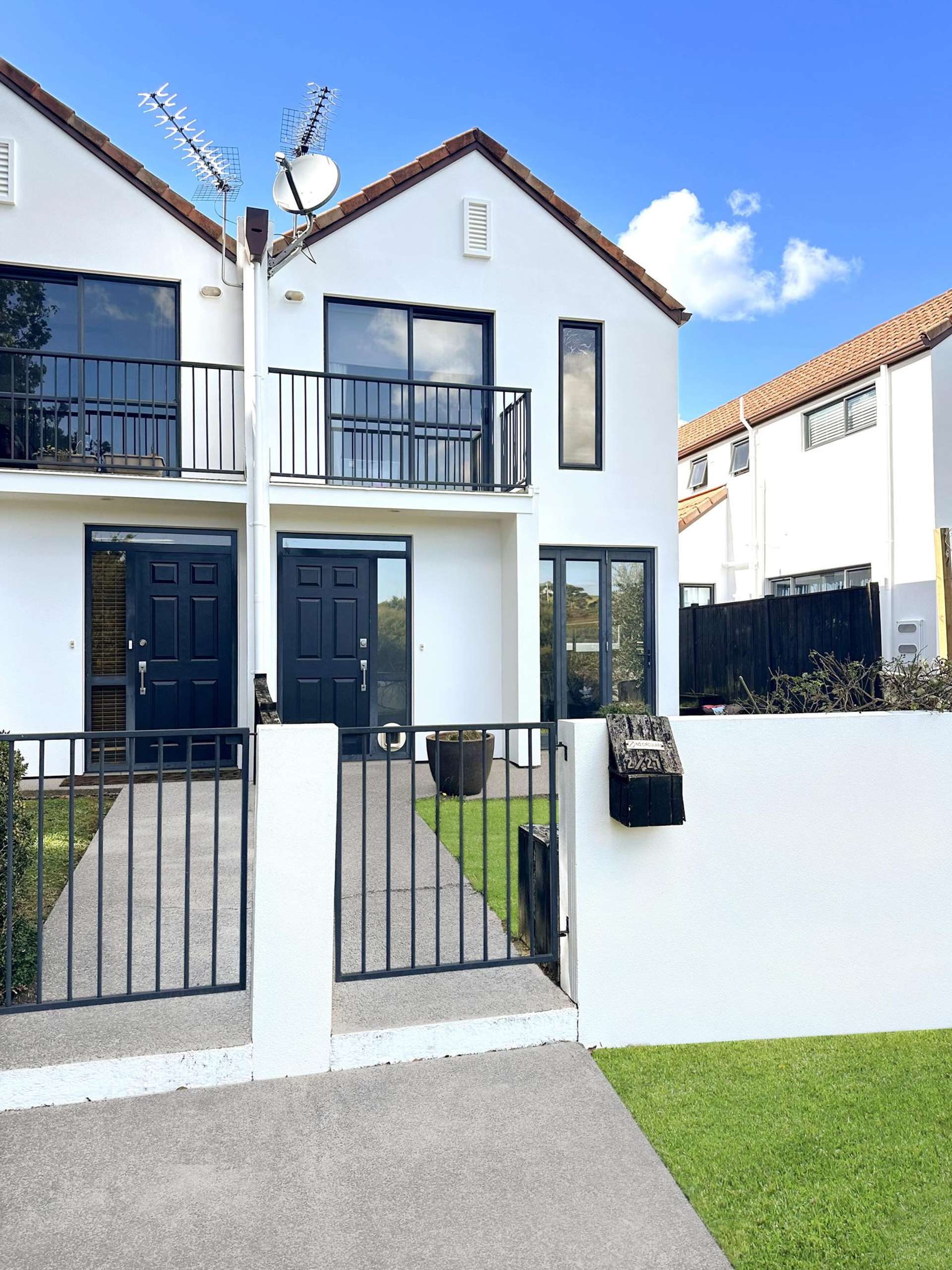 2/27 Kellaway Drive East Tamaki_0