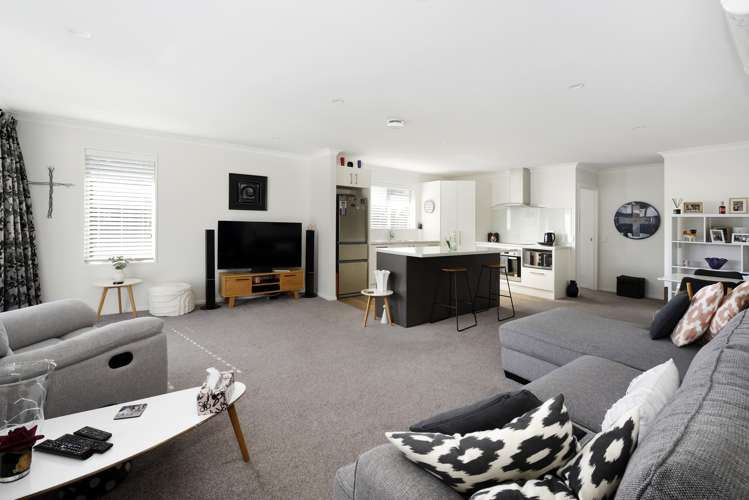 41 Kendall View Stoke_5