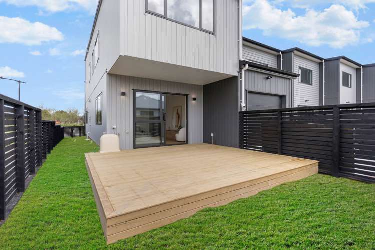 99 & 113 Otuwairoa Esplanade_5