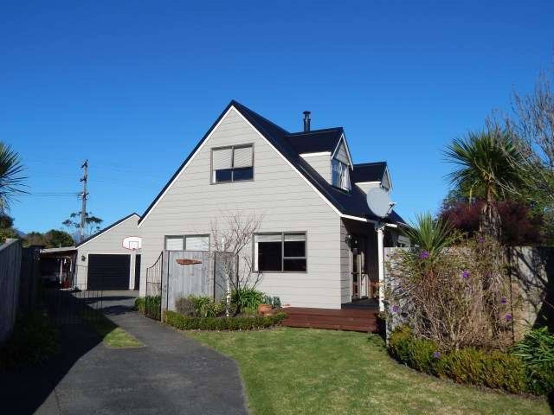 6 Martin Place Carters Beach_0