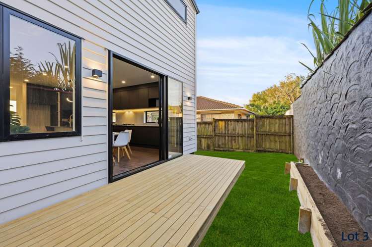 Lot 2&3/8 Raddock Place Farm Cove_11