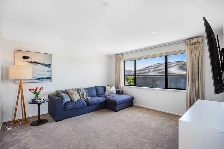 29 Honeyfield Drive Whalers Gate_10