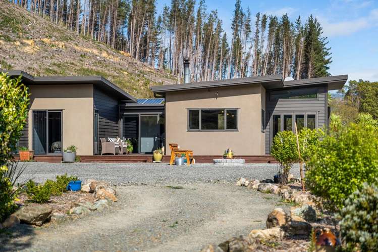 267 Kaiuma Bay Road Marlborough_43
