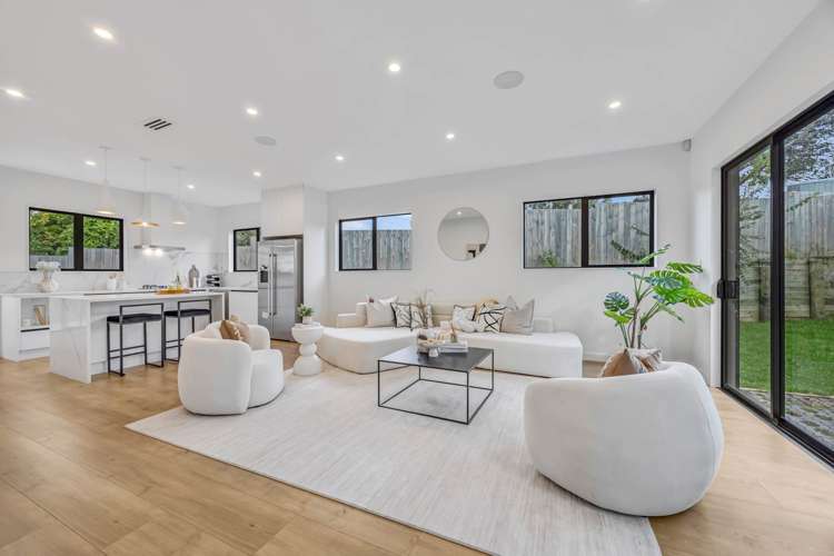 8c Willow Way Sunnyhills_1