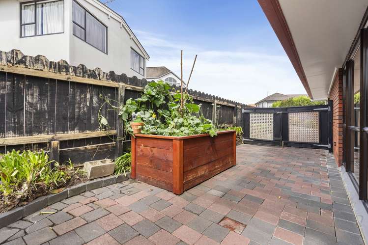 1/19 Waller Avenue Bucklands Beach_25